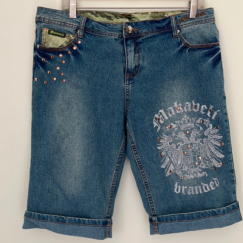 Makaveli Vintage 90 th Branded Denim Shorts Size 15 Exclusive of decoration